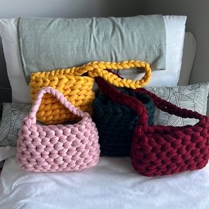 Crochet Handbag (customizable)